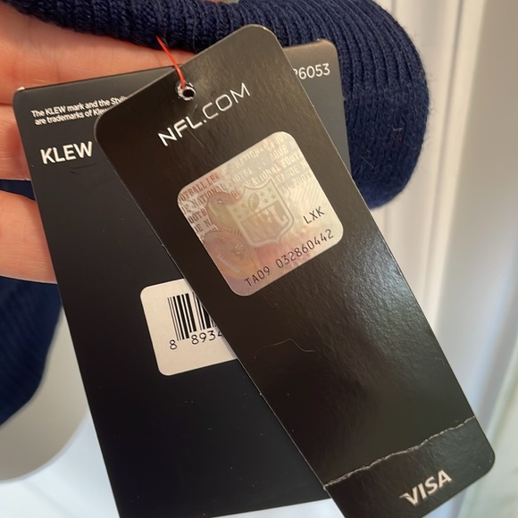 NFL TEAM APPAREL SEATTLE SEAHAWKS ARGYLE PRINT SWEATER NAVY BLUE & GREEN Size S - Picture 7 of 14